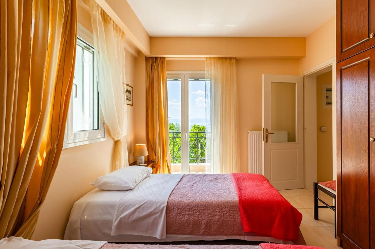 Verga Majestic Sunsets - Elegant & Secluded Retreat Kalamata Luaran gambar