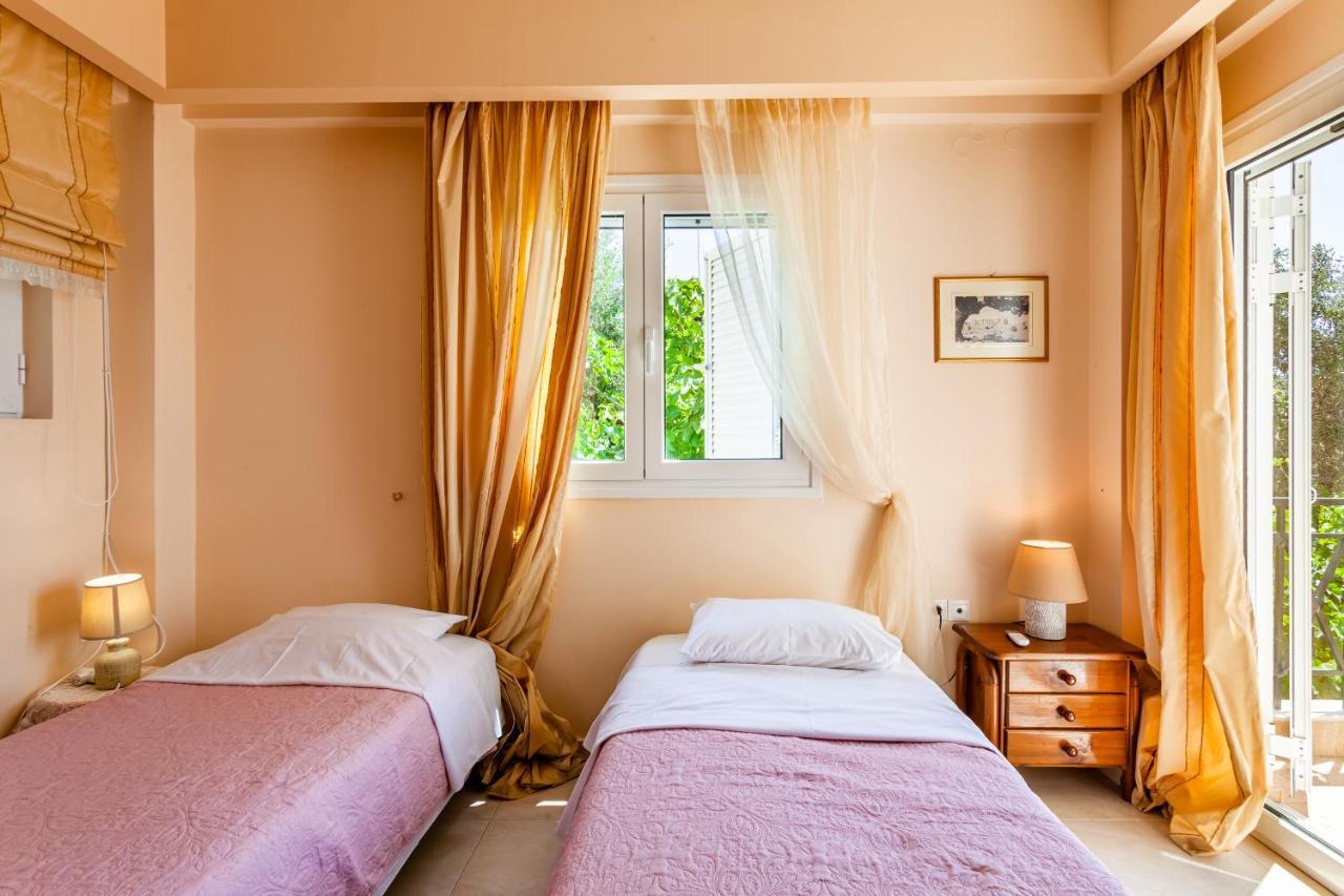 Verga Majestic Sunsets - Elegant & Secluded Retreat Kalamata Luaran gambar